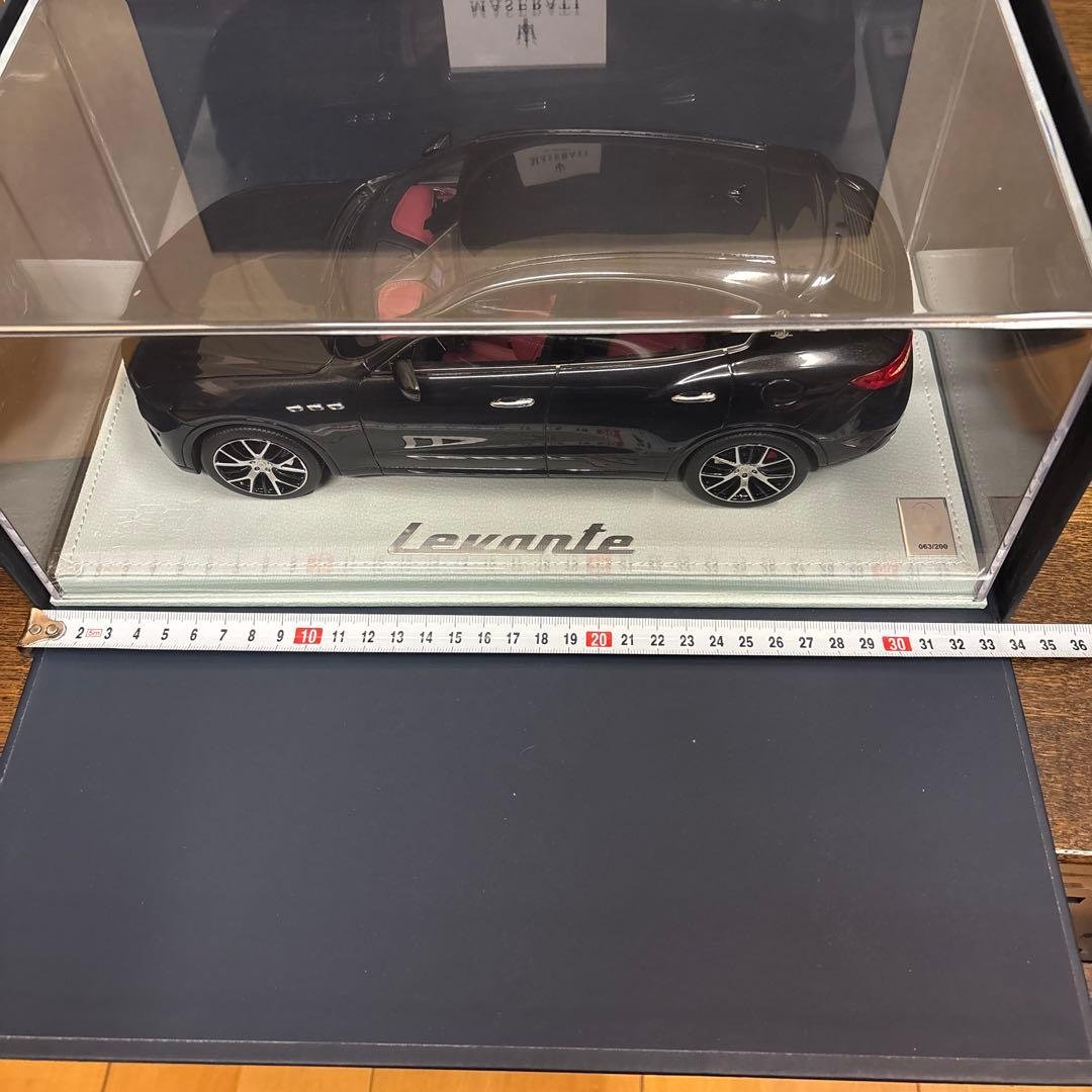 Maserati Levante モデルカー