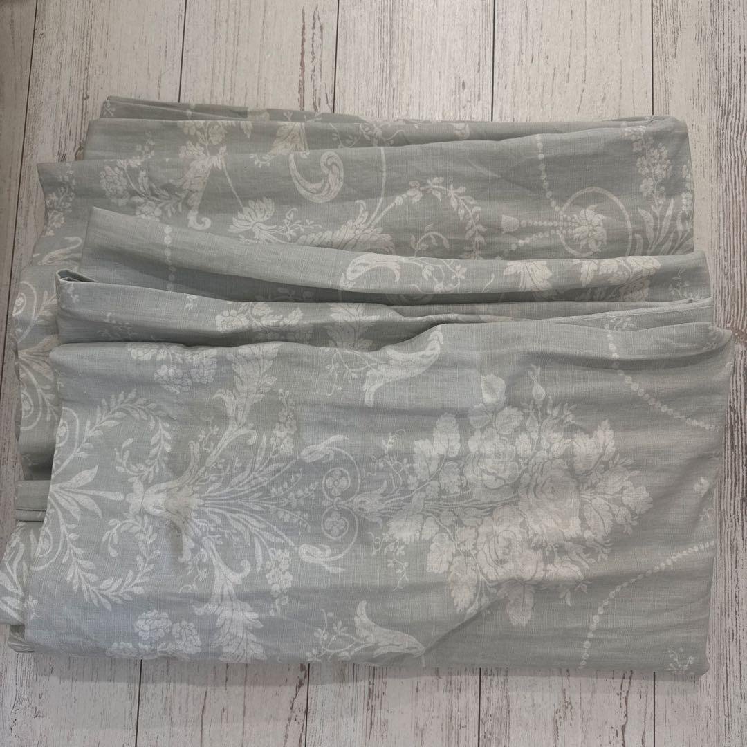 美品　ローラアシュレイ　二つ山　オーダーカーテン　ブルー 美品 ローラアシュレイ 二つ山 オーダーカーテン ブルー LAURA ASHLEY